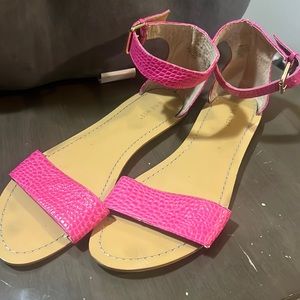 Nine West Pink Sandals size 10